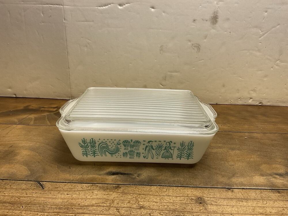 PYREX Amish Butterprint 1 1/2 Qt. 0503 Refrigerator Dish w/Lid #503